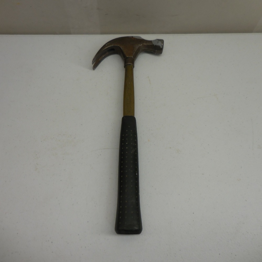 True Temper Claw Hammer Solid Fiberglass Handle Black Grip 13 Inch 16oz Head